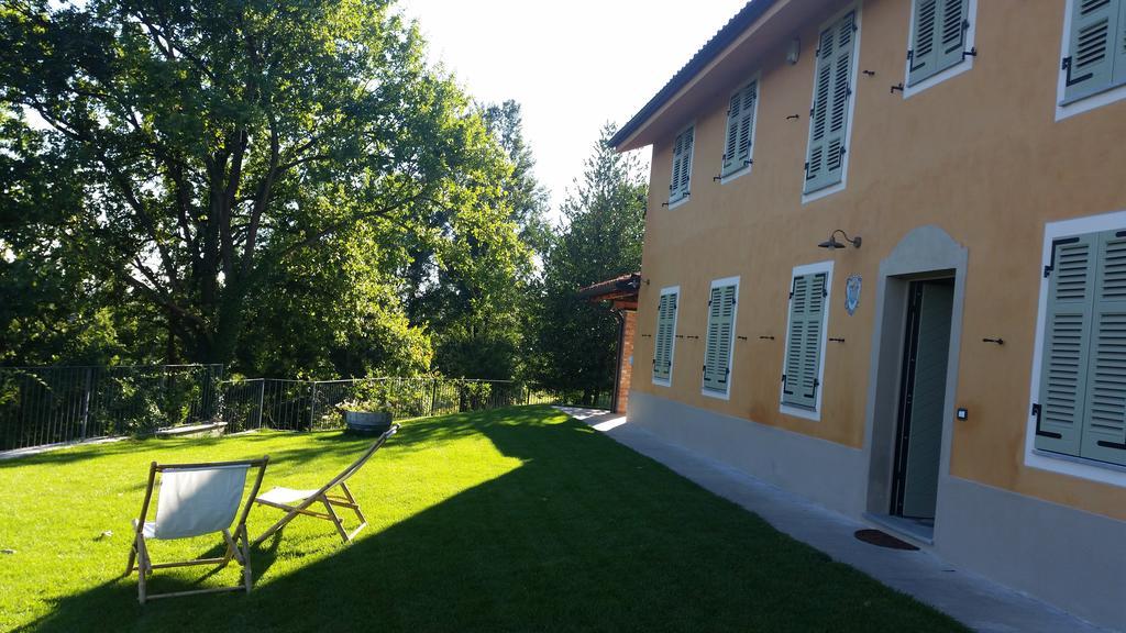 Villa Cascina Rollone Rocchetta Tanaro Esterno foto