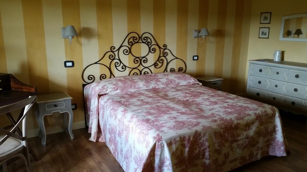Villa Cascina Rollone Rocchetta Tanaro Esterno foto
