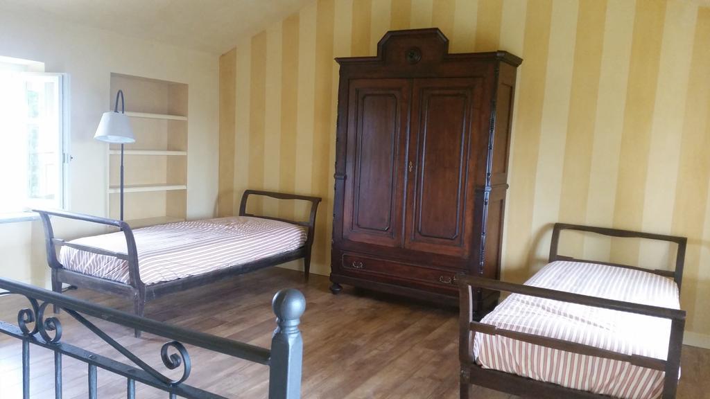 Villa Cascina Rollone Rocchetta Tanaro Esterno foto